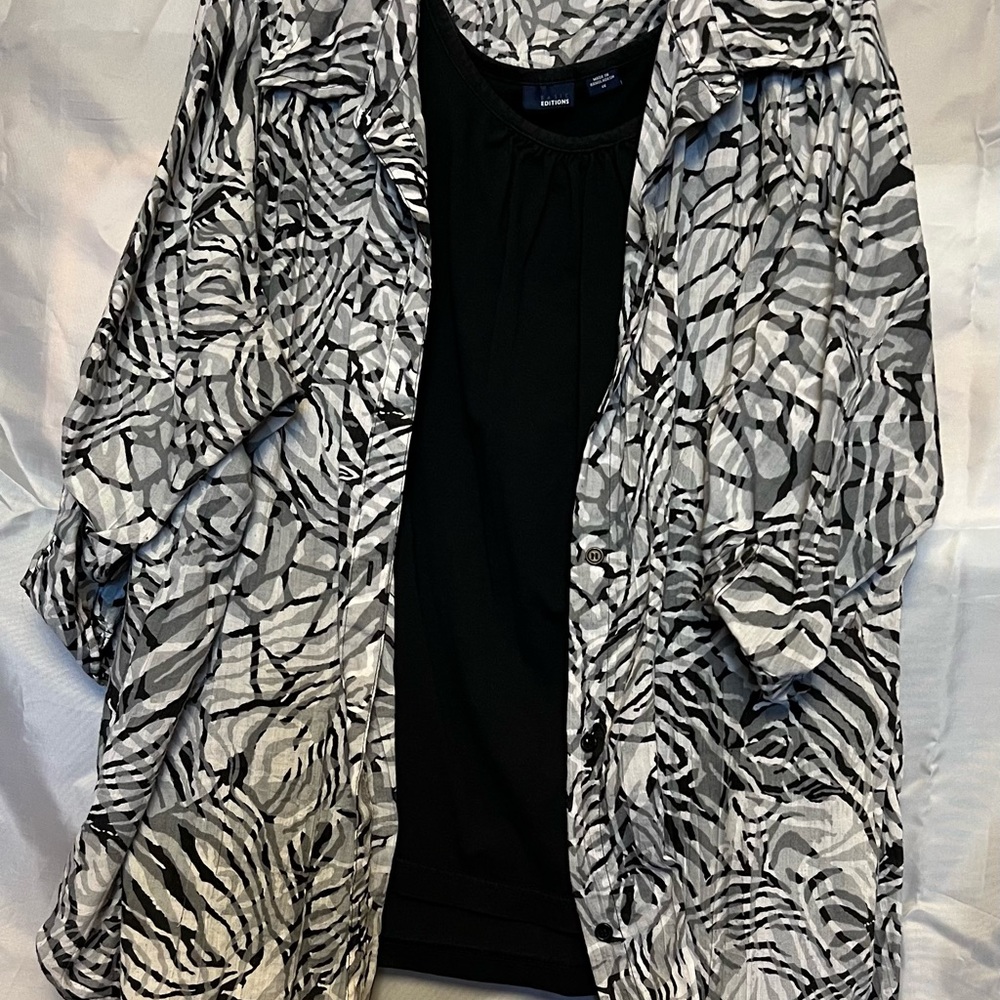 Blouse - Picture 10 of 16
